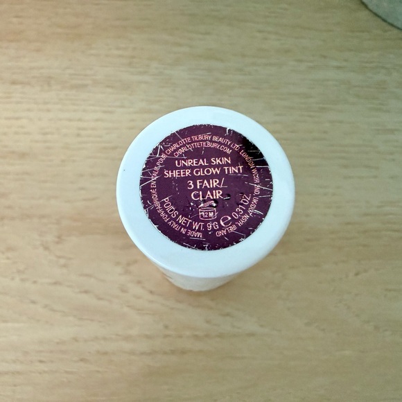 Charlotte Tilbury Unreal Skin Sheer Glow Tint Stick – Shade 3 Fair / Clair - Picture 3 of 3